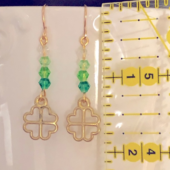 New Shamrock Clover Sparkling Glass Crystal Handmade St Paddy’s Day Earrings - Picture 5 of 8